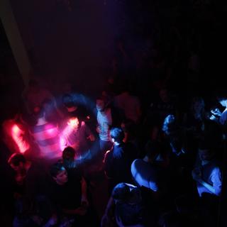 fetzn_fliegen_2015-10-16_23h19min04s.lacki_3.web.jpg